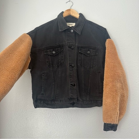 Jak & Rae Saks 5th Ave Tan Sherpa Sleeved Black Denim Trucker Jacket Size Large - Picture 13 of 13